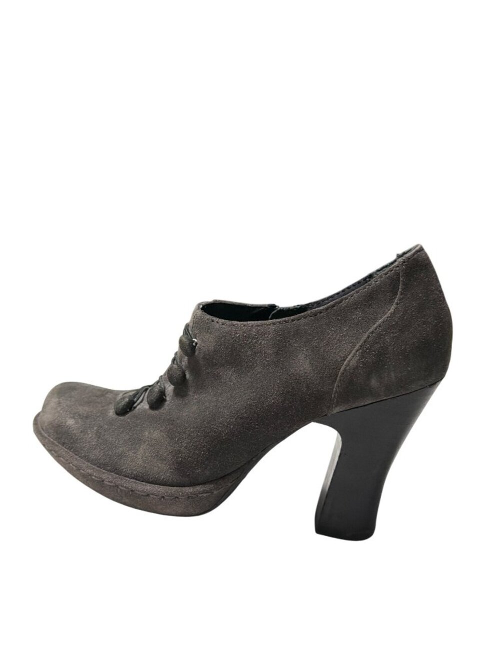 Granny Heels - Picture 13 of 13